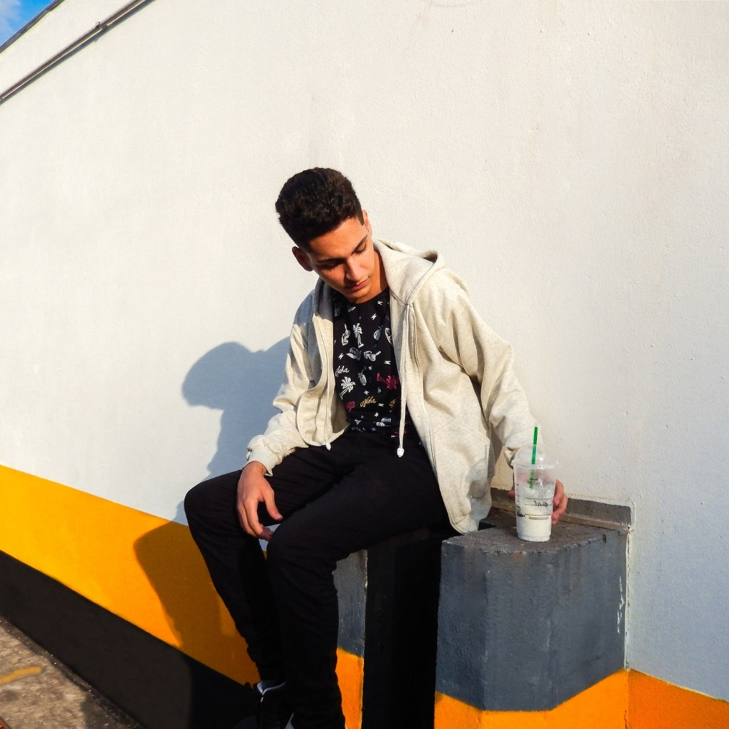 How to Wear a Hoodie to Rock Your Looks in 2021?